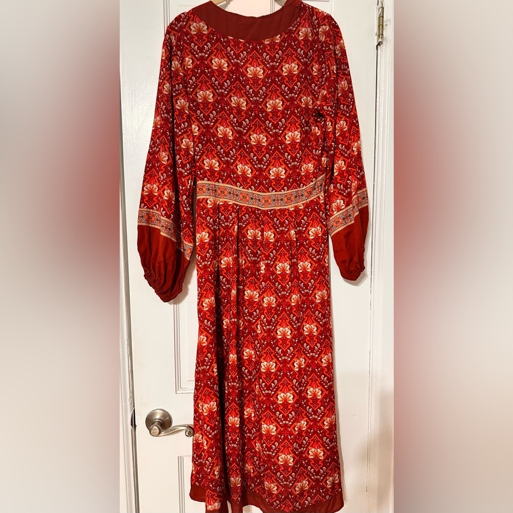 R. Vivimos Floral Red Hi Low Dress - Picture 2 of 7